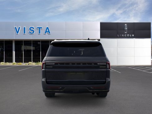 New 2026 Lincoln Navigator L Reserve AWD/4WD image 5
