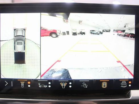 Used 2024 GMC Sierra 1500 SLT w/ SLT Premium Plus Package image 3