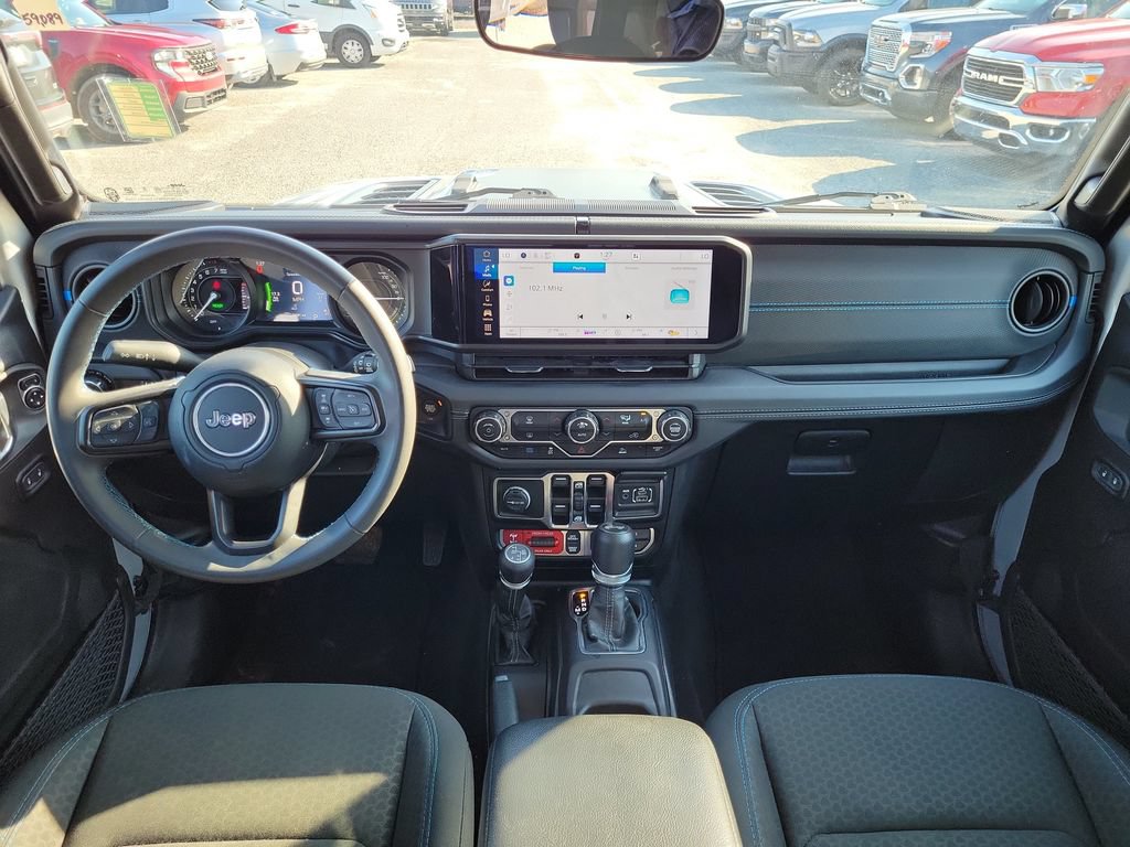 Used 2024 Jeep Wrangler Unlimited Rubicon 4xe AWD/4WD image 13