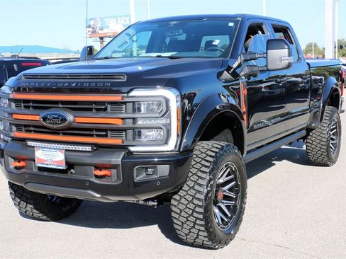 New 2026 Ford F250 Lariat w/ Black Appearance Package image 2