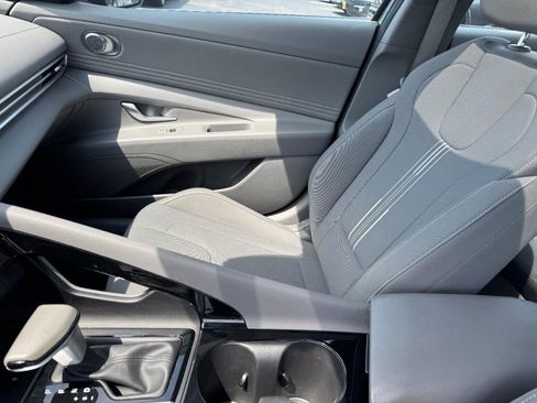 Certified 2024 Hyundai Elantra SEL w/ Convenience Package FWD image 14