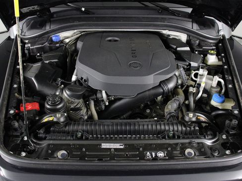 Used 2024 INEOS Grenadier Fieldmaster Edition image 23