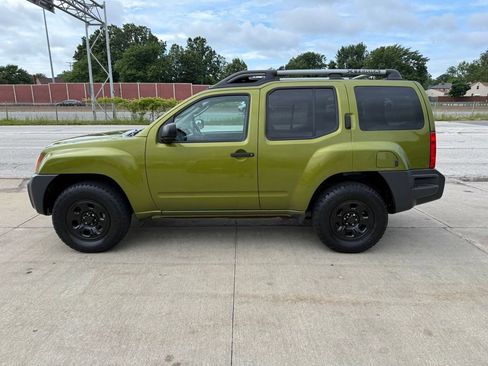 Used 2011 Nissan Xterra X AWD/4WD image 11