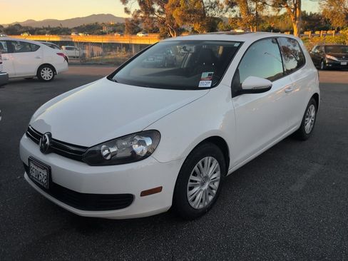 Used 2013 Volkswagen Golf 2-Door image 1