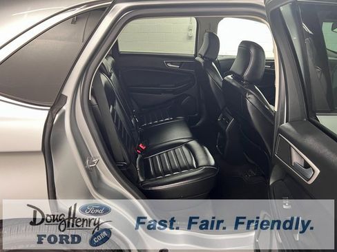 Used 2023 Ford Edge SEL image 36