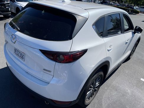 Used 2019 MAZDA CX-5 Touring FWD image 2