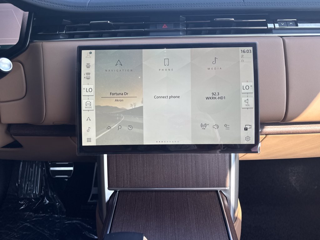 New 2026 Land Rover Range Rover SE AWD/4WD image 21