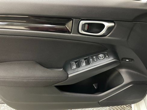 Used 2025 Honda Civic Sport image 21