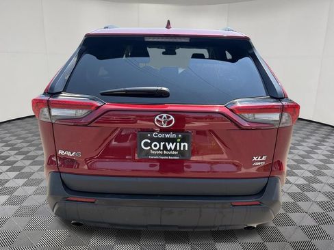 Used 2025 Toyota RAV4 XLE AWD/4WD image 7