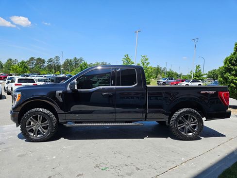 Used 2021 Ford F150 XLT w/ Equipment Group 302A High AWD/4WD image 4