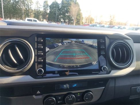 Used 2022 Toyota Tacoma 2WD Double Cab image 23