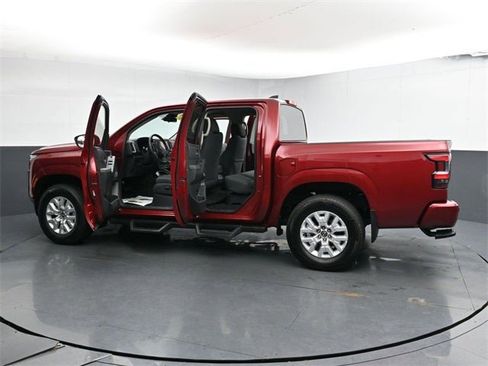 Used 2023 Nissan Frontier SV w/ Tow Package image 40