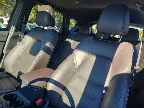 Certified 2025 MAZDA CX-5 Signature image 18