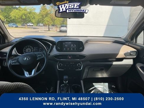 Used 2020 Hyundai Santa Fe SE AWD/4WD image 2