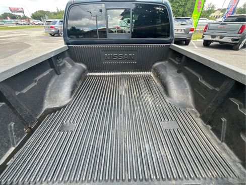 Used 2015 Nissan Frontier Desert Runner RWD image 20