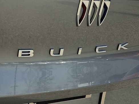 Used 2025 Buick Envista Avenir FWD image 37