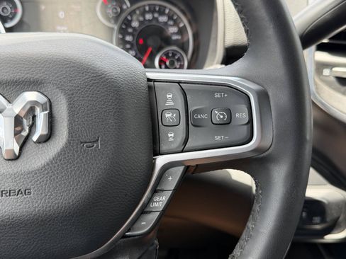 Used 2025 RAM 3500 Big Horn AWD/4WD image 21