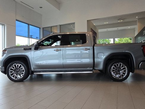 New 2026 GMC Sierra 1500 Denali Ultimate AWD/4WD image 3