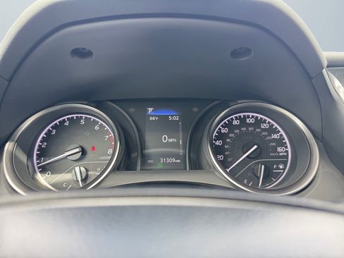 Used 2024 Toyota Camry SE FWD image 13