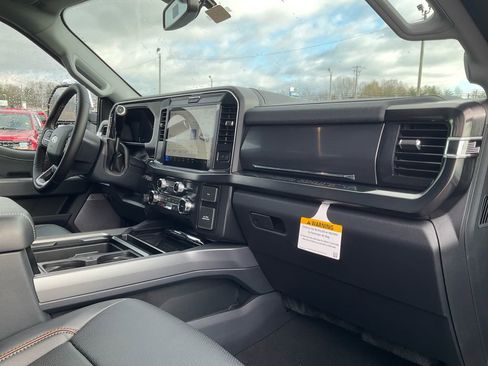 New 2026 Ford F250 Lariat w/ Chrome Package AWD/4WD image 11