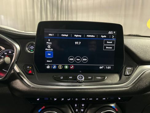 Used 2025 Chevrolet Blazer LT AWD/4WD image 17