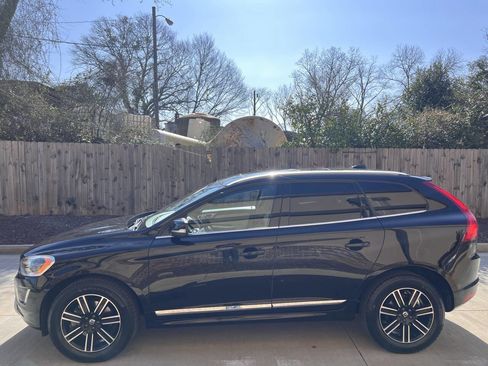 Used 2017 Volvo XC60 T5 Dynamic w/ Preferred Option Package image 5