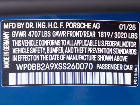 Certified 2025 Porsche 911 Targa 4 GTS AWD/4WD image 36