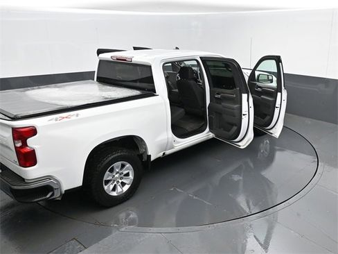 Used 2025 Chevrolet Silverado 1500 LT image 28