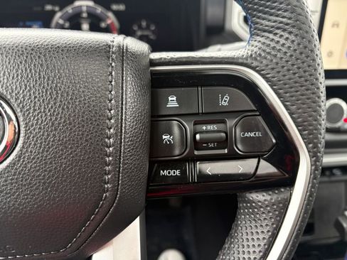 Used 2025 Toyota Tundra Platinum image 20