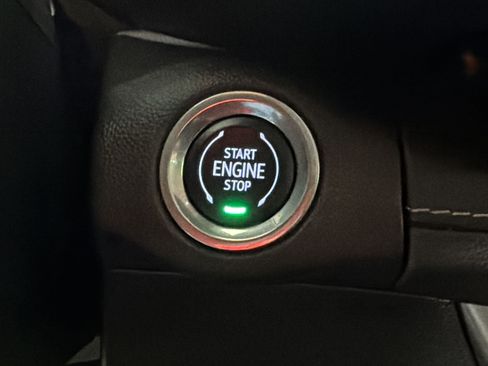 Used 2023 Buick Envision Preferred FWD image 16
