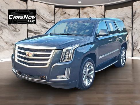 Used 2020 Cadillac Escalade Luxury AWD/4WD image 3