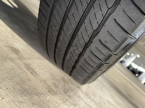 Used 2022 GMC Acadia Denali w/ Denali Ultimate Package image 39