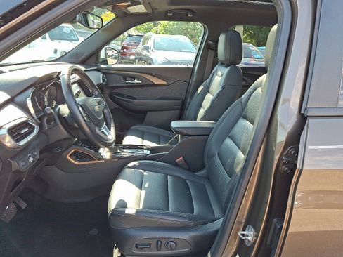 Used 2021 Chevrolet TrailBlazer ACTIV w/ Sun and Liftgate Package image 13