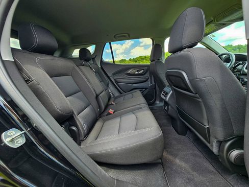Used 2023 GMC Terrain SLE w/ Driver Convenience Package AWD/4WD image 36