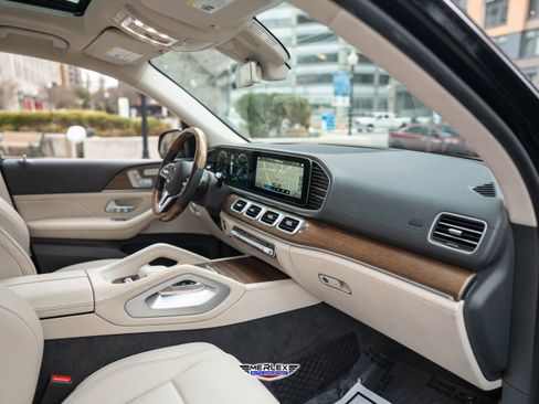 Used 2020 Mercedes-Benz GLS 450 450 4MATIC image 15