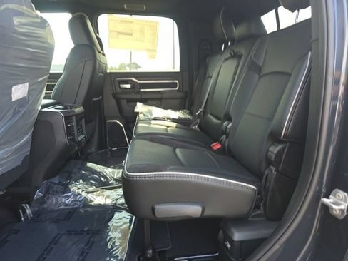 New 2026 RAM 2500 Laramie AWD/4WD image 25