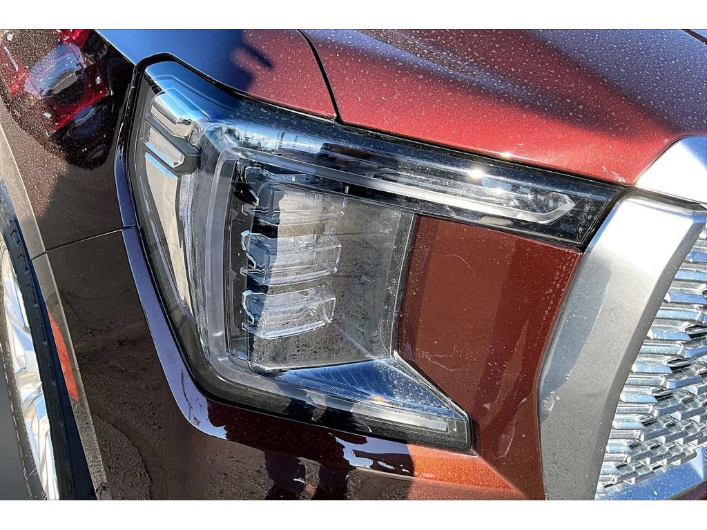 Used 2022 GMC Yukon XL Denali AWD/4WD image 25