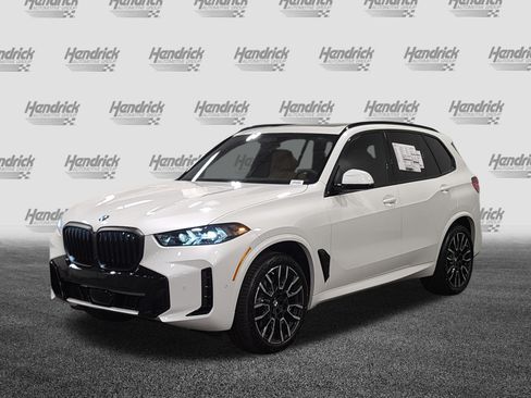 New 2026 BMW X5 sDrive40i w/ M Sport Package RWD image 3