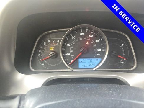 Used 2014 Toyota RAV4 XLE AWD/4WD image 3