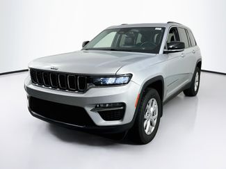 Used 2022 Jeep Grand Cherokee Limited w/ Trailer Tow Prep Group (B) RWD video 1