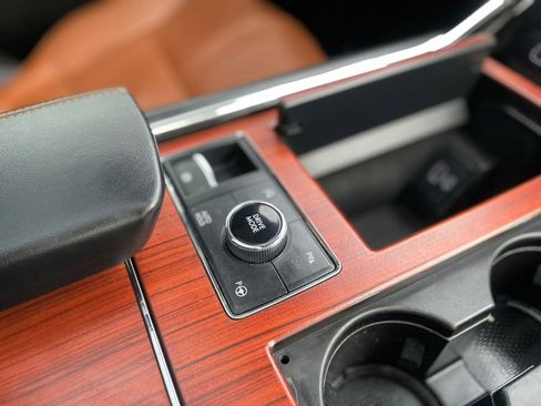 Used 2021 Lincoln Navigator L Reserve w/ Luxury Package image 16