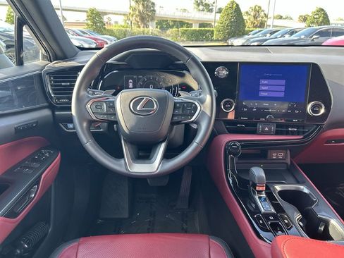 Used 2024 Lexus NX 250 FWD image 21