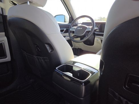 Used 2025 Kia Telluride EX FWD image 26