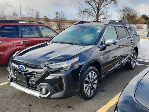 Used 2023 Subaru Outback Touring image 3