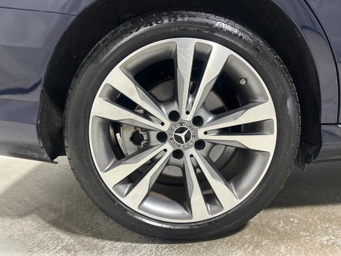 Used 2021 Mercedes-Benz C 300 4MATIC Sedan image 29