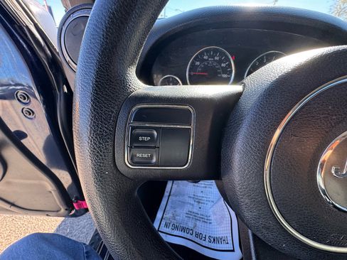 Used 2013 Jeep Wrangler Unlimited Sport image 23