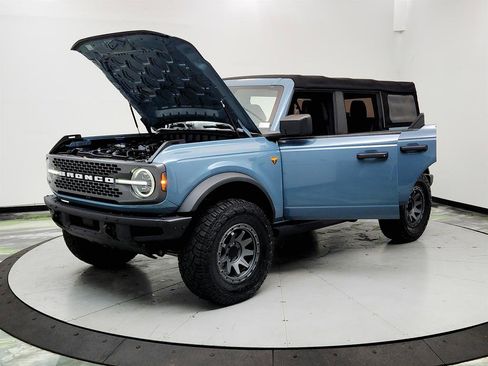 Used 2022 Ford Bronco Badlands AWD/4WD image 9