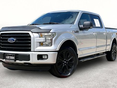 Used 2016 Ford F150 XLT w/ Equipment Group 302A Luxury AWD/4WD image 15