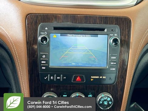 Used 2015 Chevrolet Traverse LT w/ Style and Technology Package AWD/4WD image 21