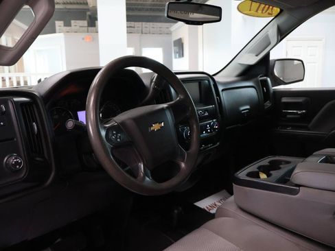 Used 2017 Chevrolet Silverado 2500 W/T w/ WT Convenience Package AWD/4WD image 10